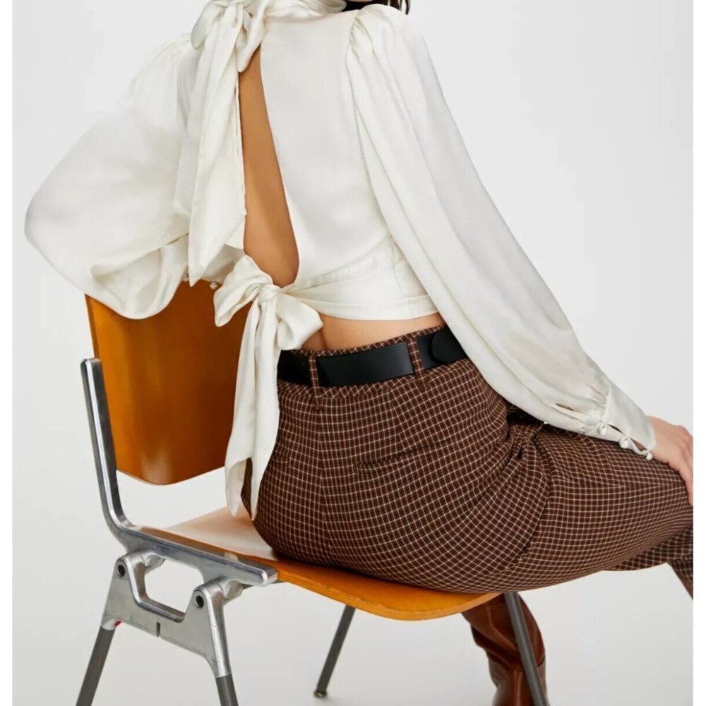 Wilfred Women's 2XS Ivory Avorio Leigh Blouse High Neck Shiny Backless Top $138 - Picture 2 of 10